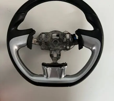 Citroen DS3 Steering wheel 3068794