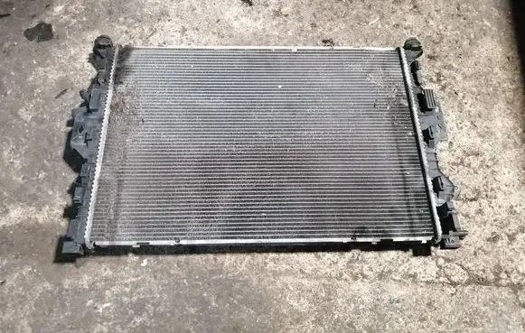 Volvo XC60 Coolant radiator 31368362
