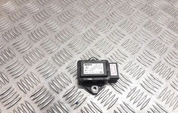 Mercedes-Benz B W245 ESP acceleration yaw rate sensor A0035420318 0265005267