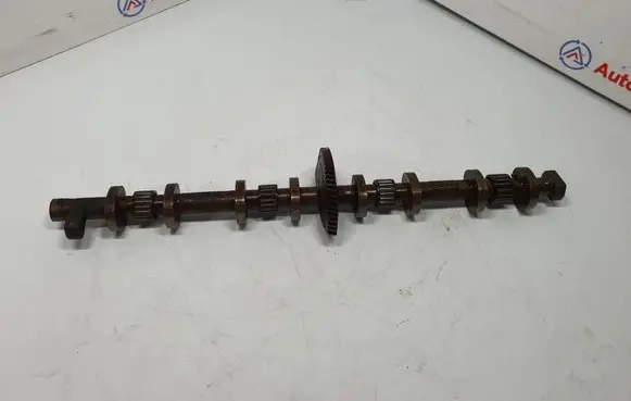 BMW 3 F30 F35 F31 Camshaft 7630747 11377630747 7593894