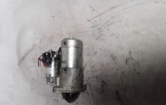 Opel Insignia A Starter motor 55353857