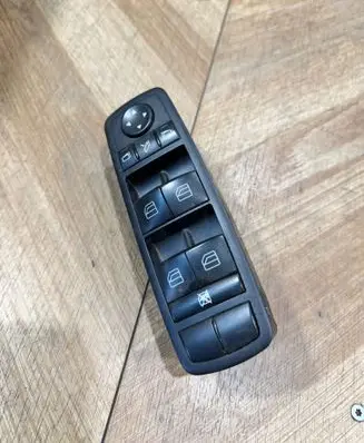 Mercedes-Benz R W251 Electric window control switch A2518300290 03728360