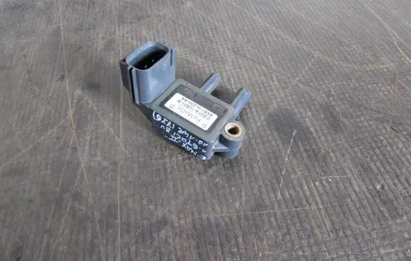 Ford Grand C-MAX Vacuum valve AV615LZ00AA