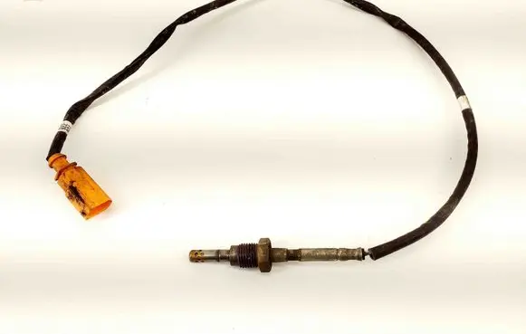 Skoda Octavia Mk3 (5E) Exhaust gas temperature sensor 04L906088B