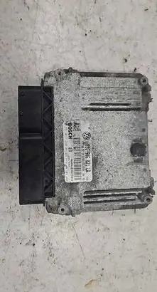 Volkswagen PASSAT B6 Engine control unit/module 03G906021AN 03G906021LR 0281013260