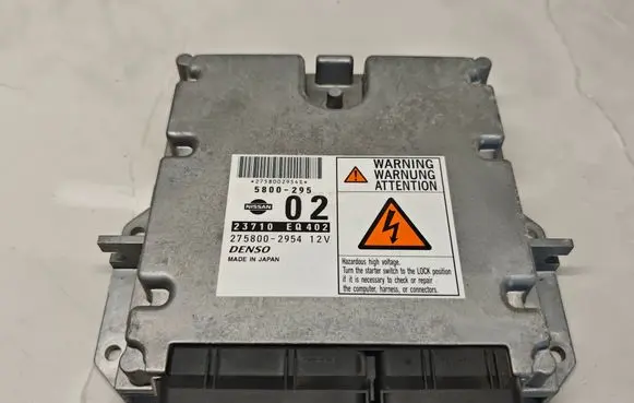Nissan X-Trail T30 Engine control unit/module 23710EQ402 2758002954 5800295