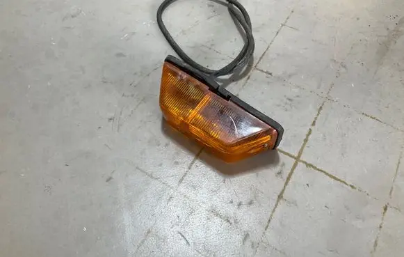 Mercedes-Benz Sprinter W906 Front fender indicator light