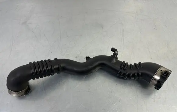 Hyundai i30 Intercooler hose/pipe 282602U000