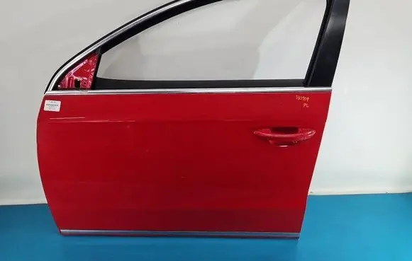 Volkswagen PASSAT B7 Front door IMPRK1501812