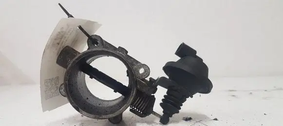 Hyundai Santa Fe Throttle valve 351002XXXX