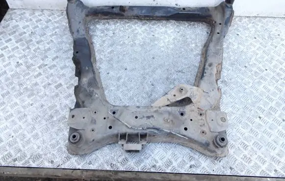 Nissan Qashqai Front subframe