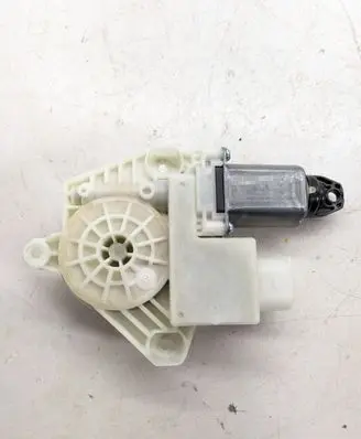 BMW 7 G11 G12 Rear door window regulator motor 7455084