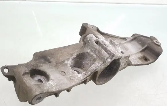 Generator/alternator bracket