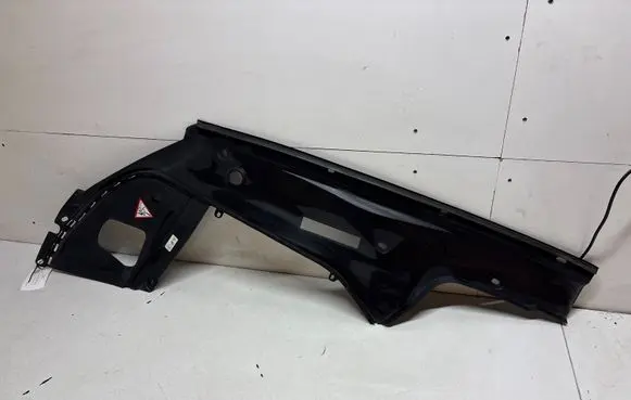 BMW 7 F01 F02 F03 F04 Engine bonnet/hood lock trim molding 7019802