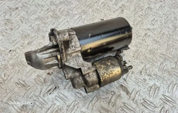 BMW 7 E65 E66 Starter motor 7794952 12417794952 0001115041