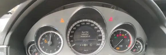 Mercedes-Benz E W212 Speedometer (instrument cluster) A2129000001 2129000001 A2125420089