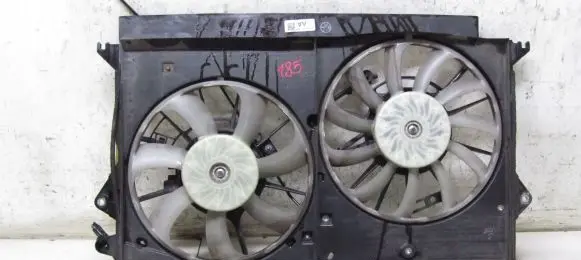 Toyota Avensis T270 Electric radiator cooling fan