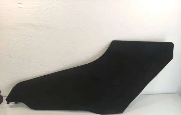 Tesla Model 3 Other center console (tunnel) element 108681600GCAREWAY