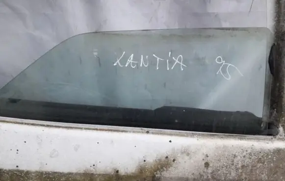 Citroen Xantia Rear door window glass