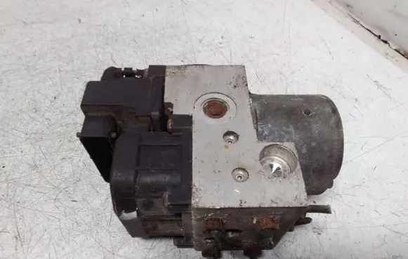 Nissan Almera N16 ABS Pump 0265216733 476605M303 0273004596