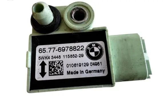 BMW 5 E60 E61 Airbag deployment crash/impact sensor 6978822 010619129 11585229