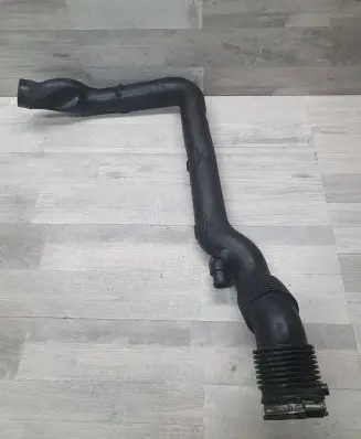 Land Rover Discovery 4 - LR4 Intercooler hose/pipe 1038107S03 AH2217990 V6D1ESEL