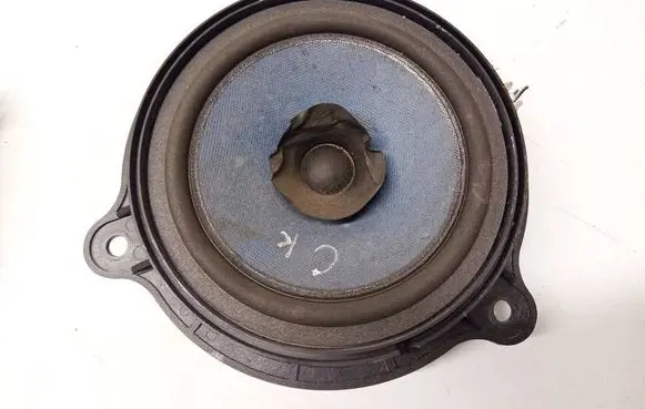 Nissan X-Trail T30 Front door speaker 28156CR000