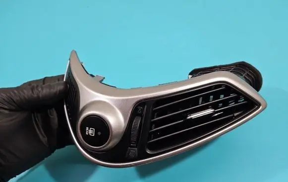 Hyundai ix35 Dash center air vent grill 974102S000 IMPRK1391265