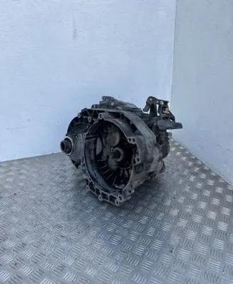 Volkswagen Transporter - Caravelle T5 Manual 6 speed gearbox KLF