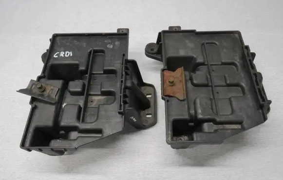 KIA Sportage Battery box tray 