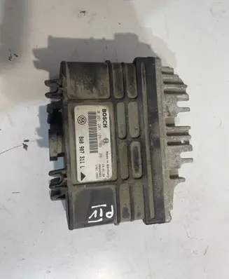 Volkswagen PASSAT B4 Engine control unit/module 0261203188 8A0907311L