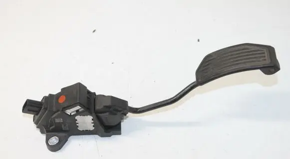Toyota Auris E180 Accelerator throttle pedal 7811005021