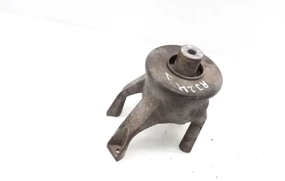 Volkswagen Transporter - Caravelle T5 Engine mount bracket 7H0199849AT