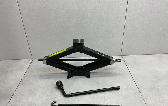 Hyundai Tucson TL Lift Jack