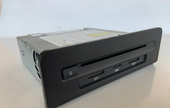 Navigation unit CD/DVD player