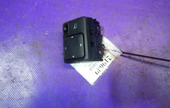 Nissan Micra Wing mirror switch