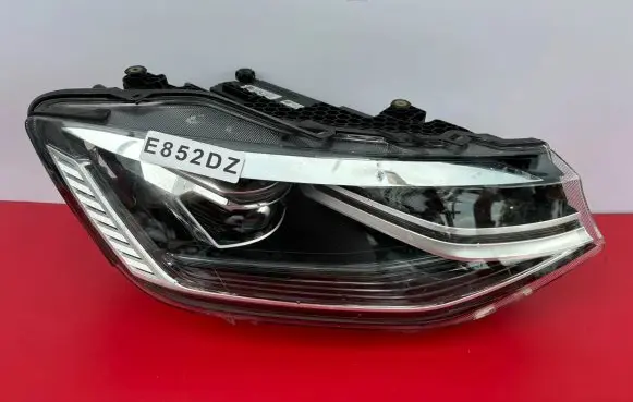 Volkswagen Caddy Headlight/headlamp 2K8941036AA