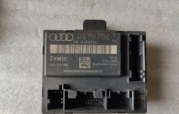 Audi A6 S6 C6 4F Door control unit/module 4F0959793C 4F0910793C 0033TFK0001