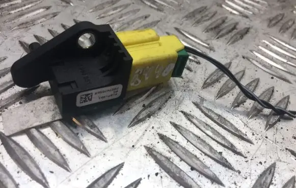 Volkswagen PASSAT B6 Airbag deployment crash/impact sensor 5N0959351 8448