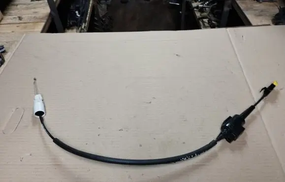 Chrysler Pacifica Gear shift cable linkage 05310003AC