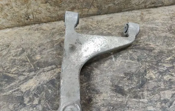 Infiniti G35 Rear upper control arm/wishbone