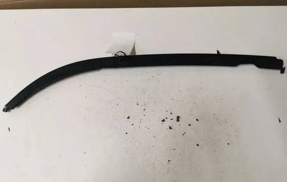 Under headlight/headlamp trim