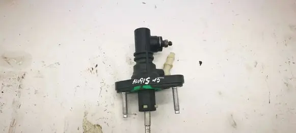 Clutch slave cylinder