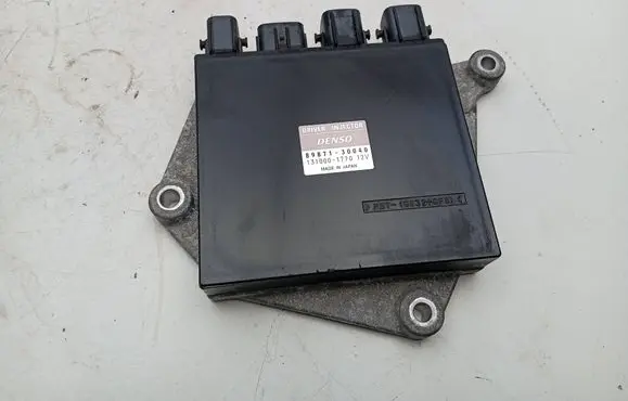 Lexus RX 450H Fuel injection control unit/module 8987130040