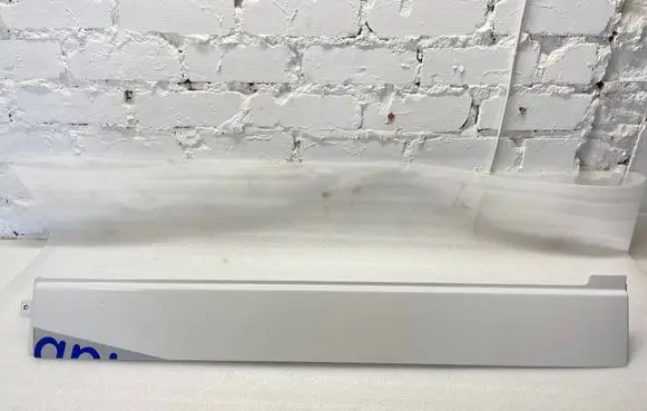 Volkswagen Transporter - Caravelle T6 Sliding door rail trim 7H1843796H
