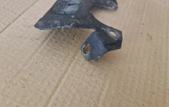 Volkswagen Golf II Other cylinder head part 068145811 068145811D