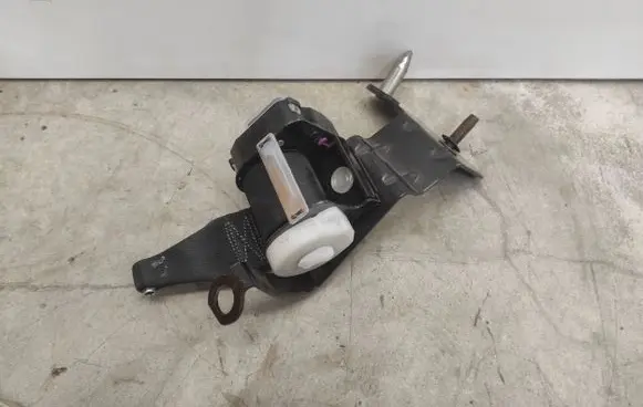 Ford Explorer V Rear seatbelt EB5378611B68DB