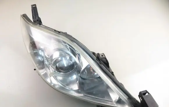 Mazda 5 Headlight/headlamp