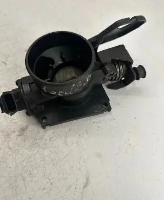 Ford Focus Throttle valve XS4U9E927
