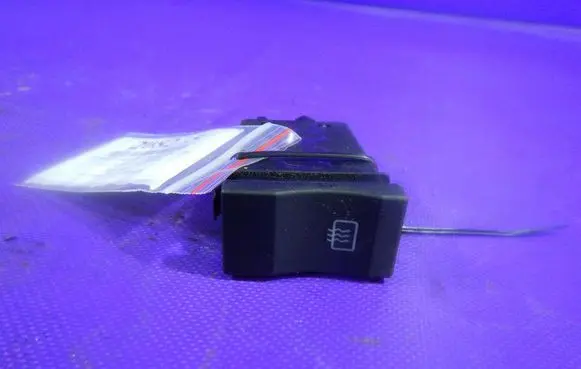 Seat Arosa Windscreen/window heater switch 